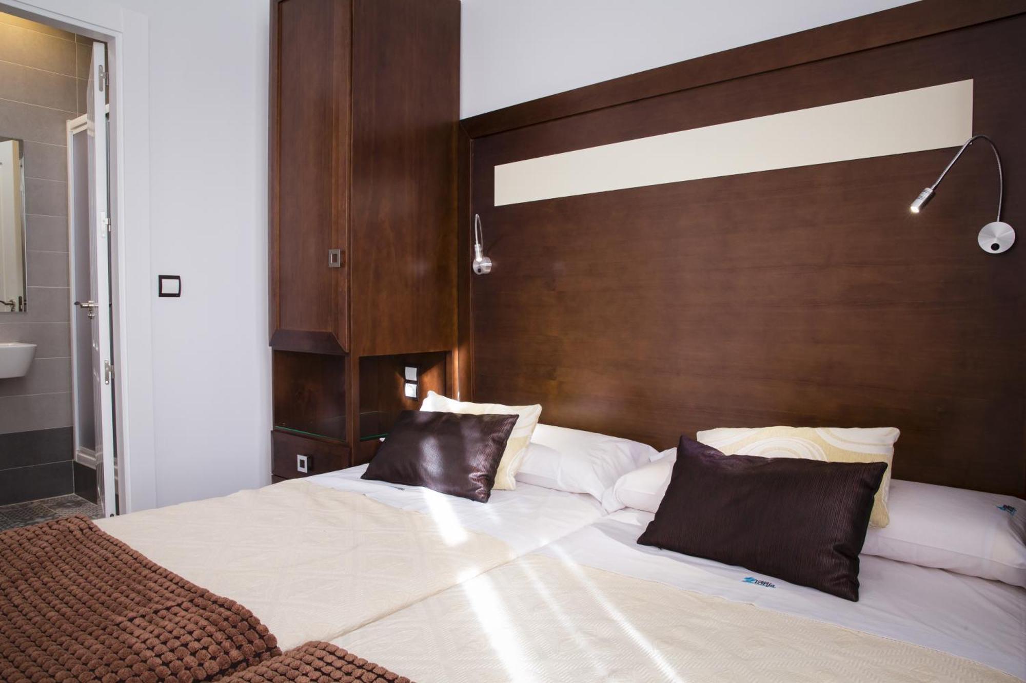 Apartamentos Casa De La Lonja Granada Zimmer foto